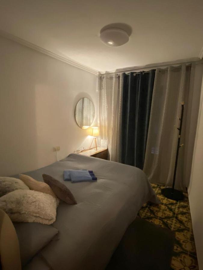 Habitacion Con Balcon Privado. Appartement Valencia Buitenkant foto